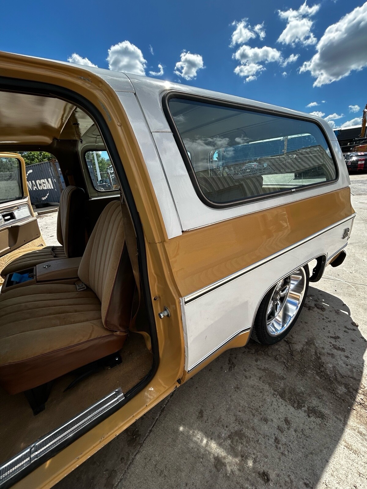 GMC-Jimmy-1979-SUV-31
