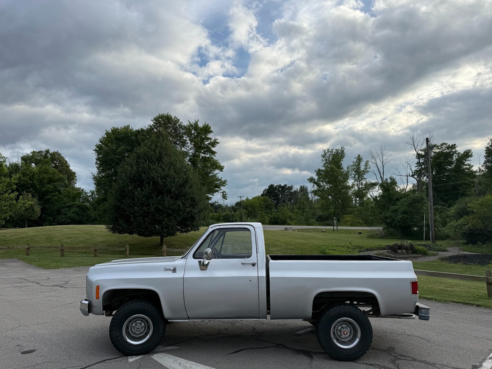 GMC-K10-1979-Standard-Cab-Pickup-1