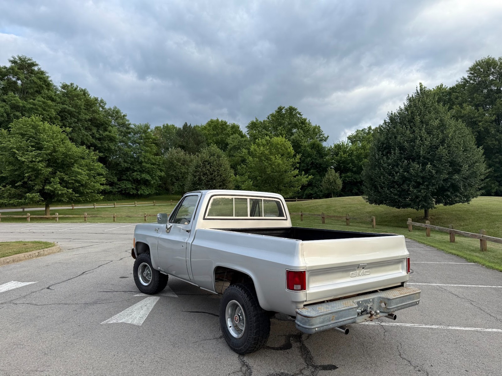 GMC-K10-1979-Standard-Cab-Pickup-2
