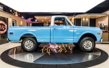 GMC-Sierra-1500-1969-Pickup-Truck-10