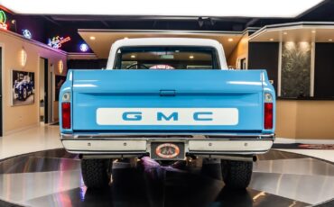 GMC-Sierra-1500-1969-Pickup-Truck-13