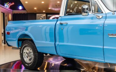 GMC-Sierra-1500-1969-Pickup-Truck-21