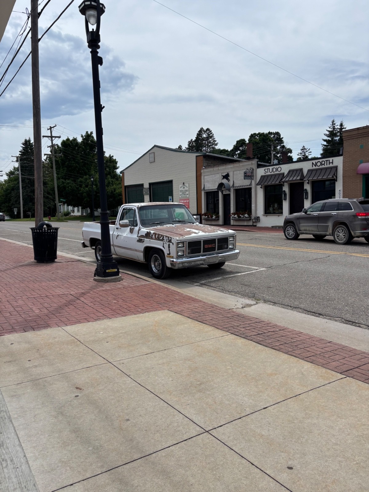 GMC Sierra 1500 1985 Standard Cab Pickup