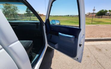 GMC-Sierra-1500-1988-Standard-Cab-Pickup-10