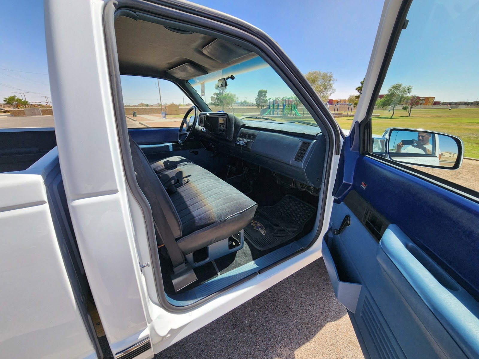 GMC-Sierra-1500-1988-Standard-Cab-Pickup-11