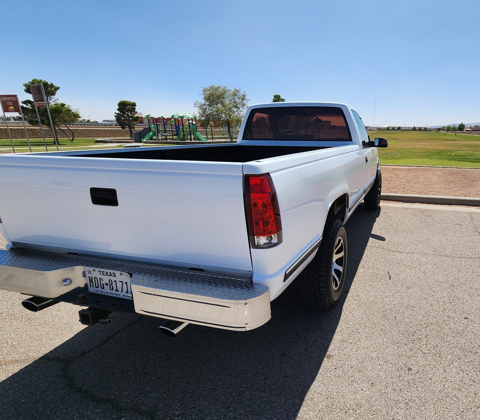 GMC-Sierra-1500-1988-Standard-Cab-Pickup-6