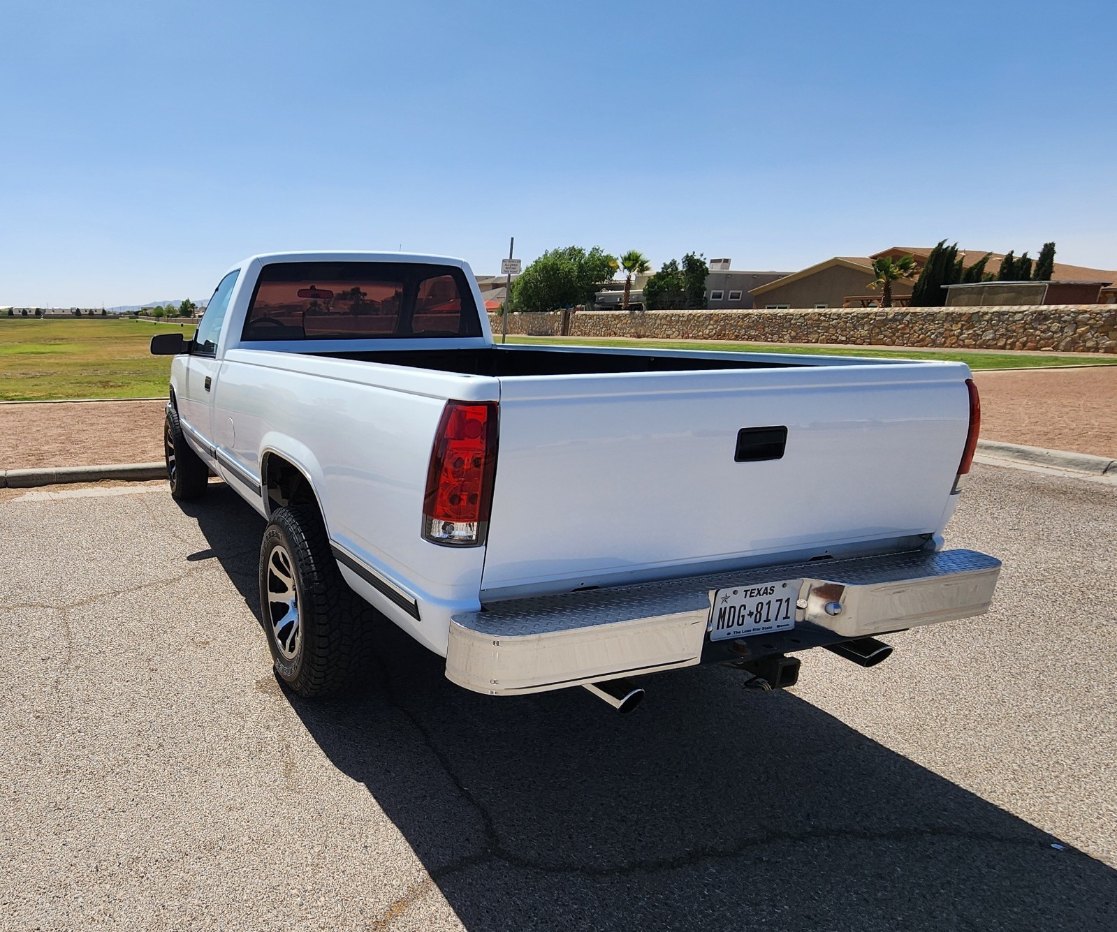 GMC-Sierra-1500-1988-Standard-Cab-Pickup-7