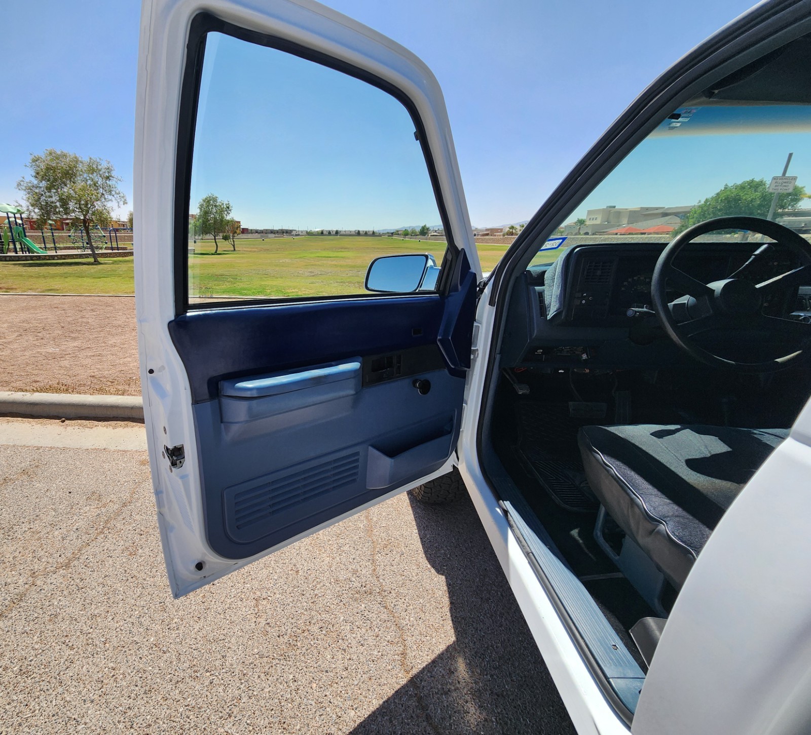 GMC-Sierra-1500-1988-Standard-Cab-Pickup-8