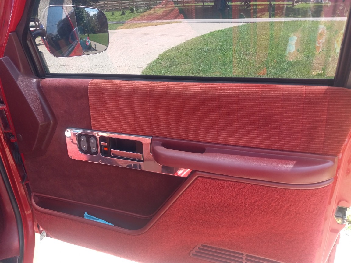 GMC-Sierra-1500-1991-Standard-Cab-Pickup-25