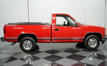 GMC-Sierra-1500-1993-Pickup-Truck-12