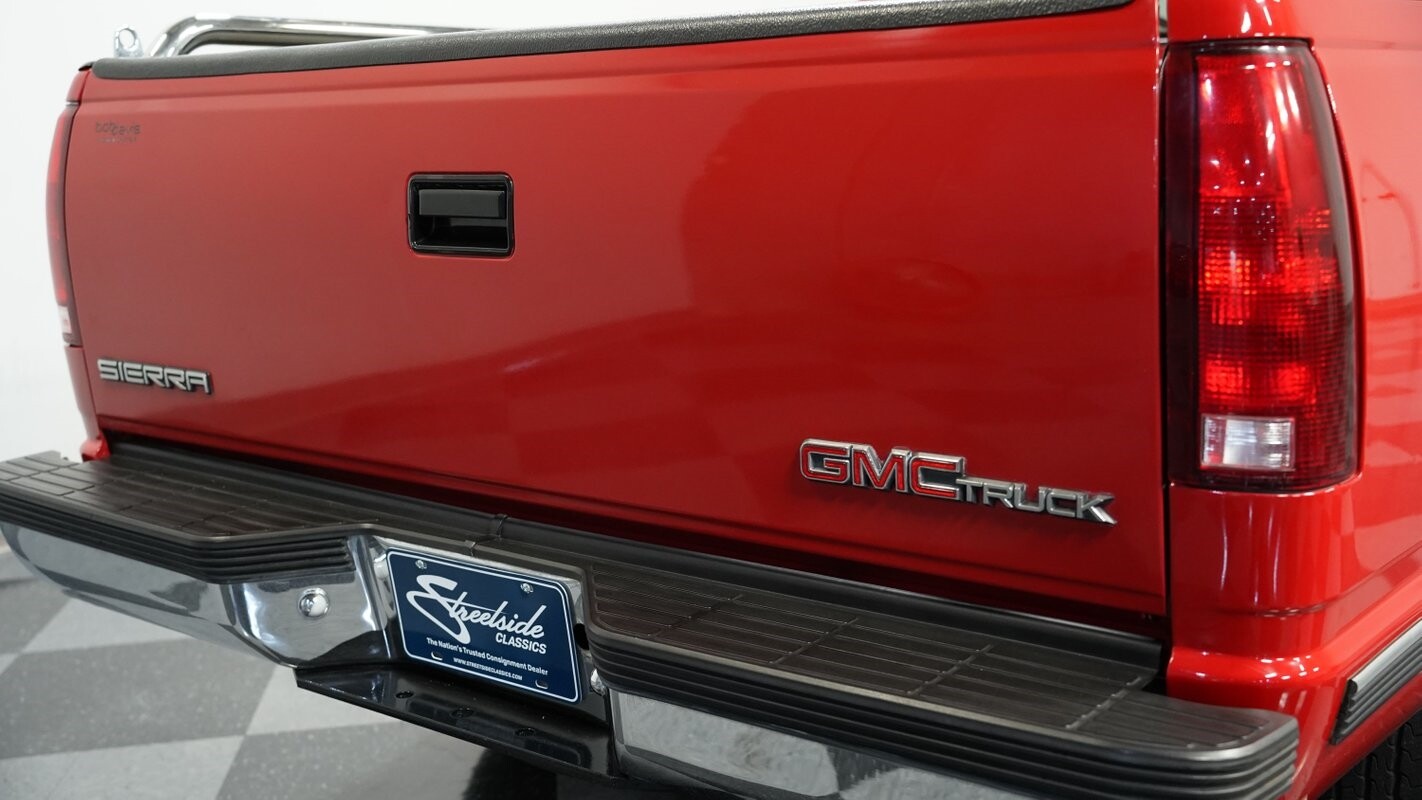 GMC-Sierra-1500-1993-Pickup-Truck-21