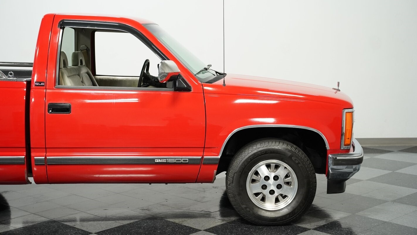 GMC-Sierra-1500-1993-Pickup-Truck-24