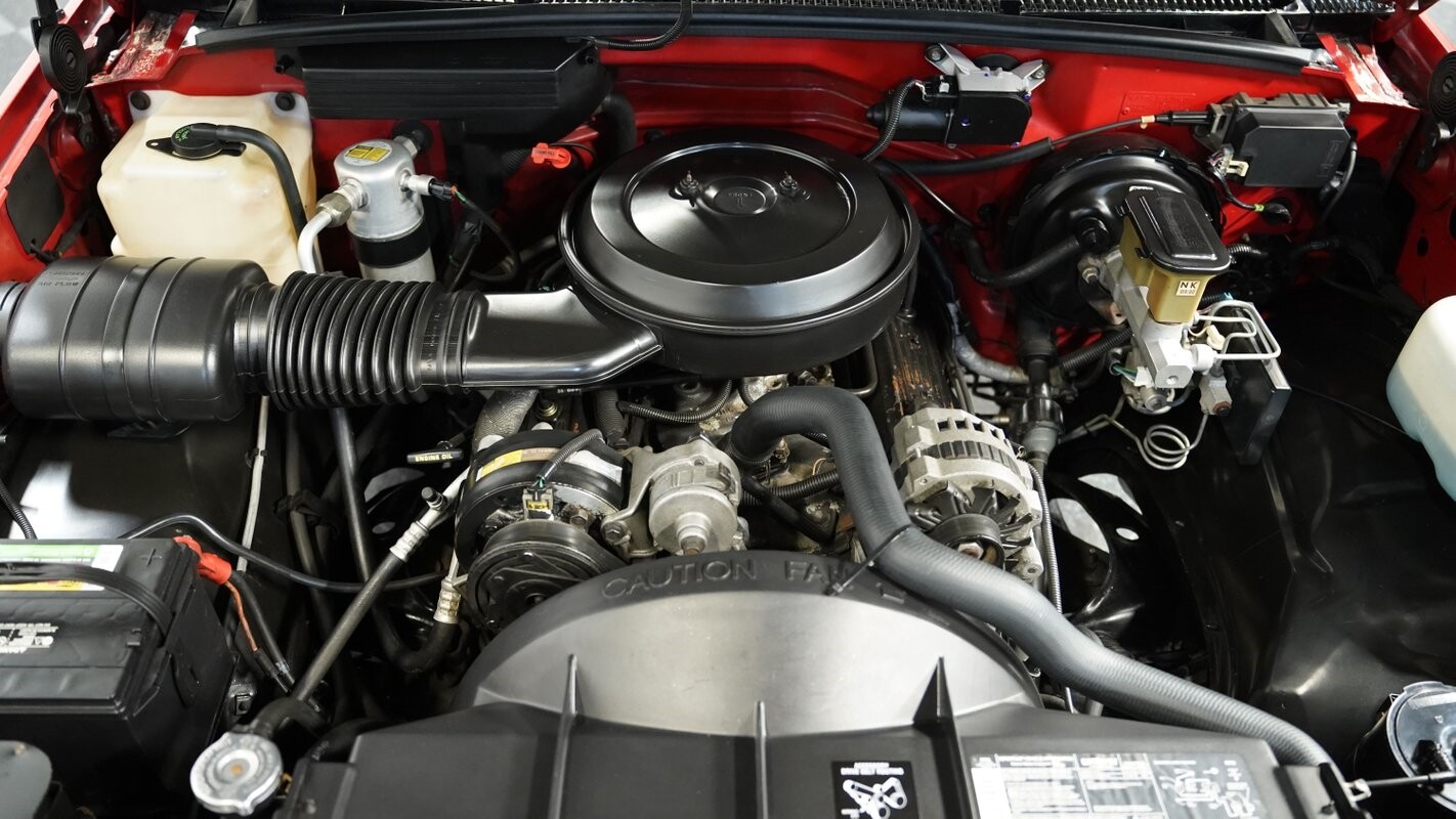 GMC-Sierra-1500-1993-Pickup-Truck-3