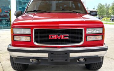 GMC-Sierra-1500-1995-Pickup-Truck-1