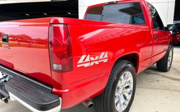 GMC-Sierra-1500-1995-Pickup-Truck-14