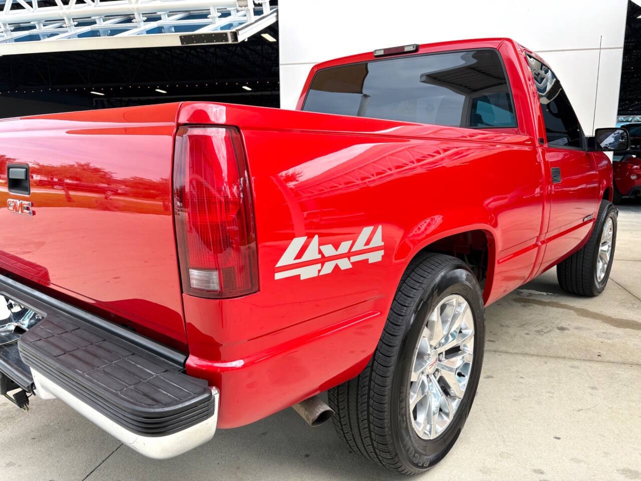 GMC-Sierra-1500-1995-Pickup-Truck-14