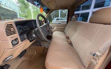 GMC-Sierra-1500-1995-Pickup-Truck-22