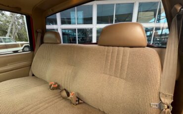 GMC-Sierra-1500-1995-Pickup-Truck-23