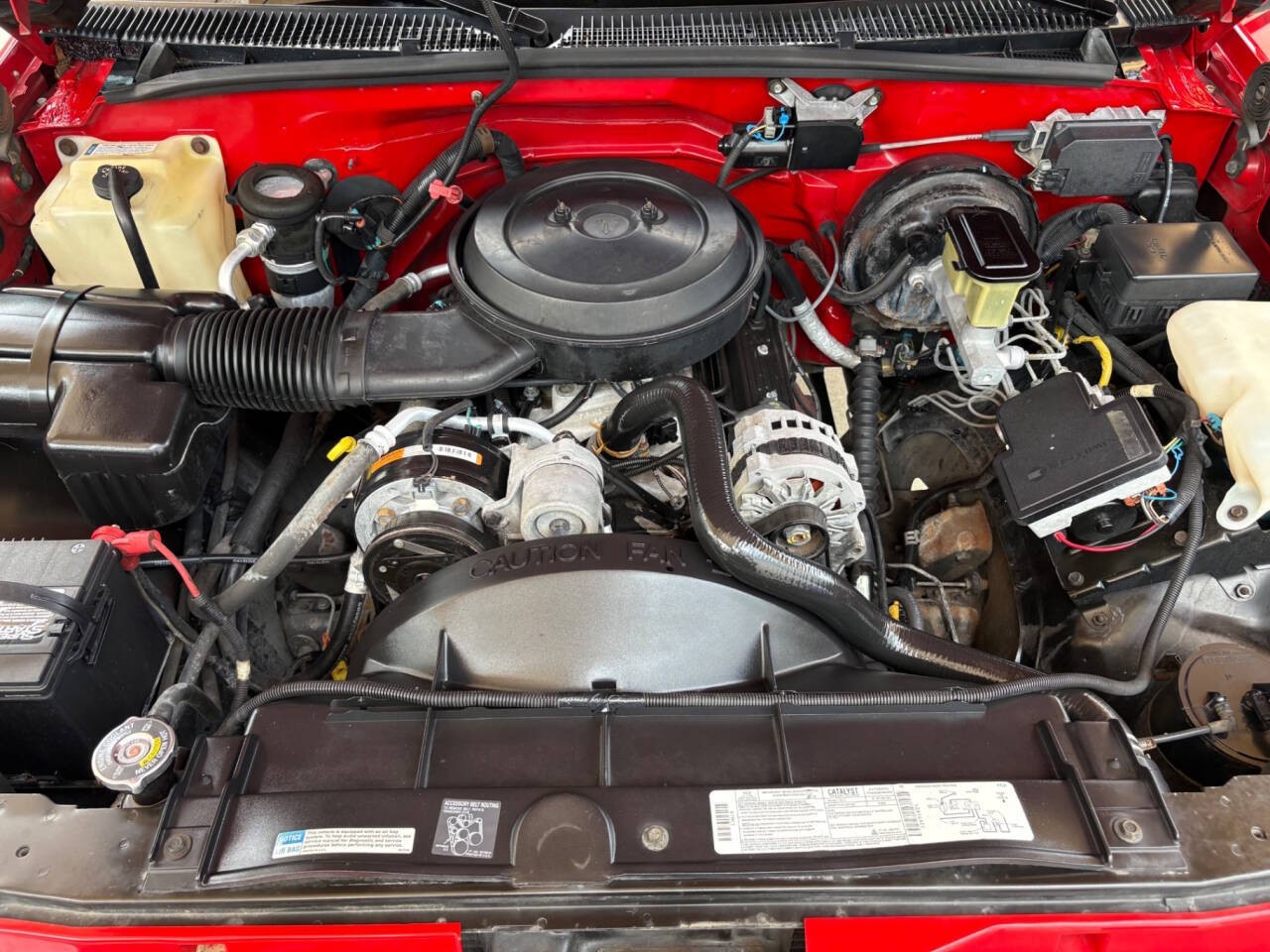 GMC-Sierra-1500-1995-Pickup-Truck-33