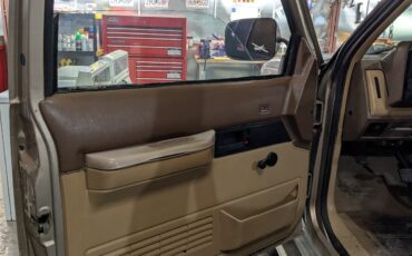 GMC-Sierra-2500-1988-10
