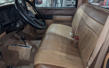 GMC-Sierra-2500-1988-13