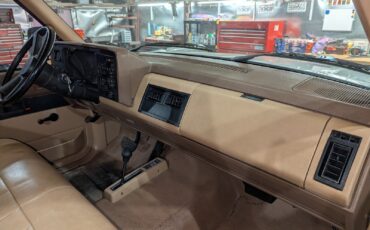 GMC-Sierra-2500-1988-16