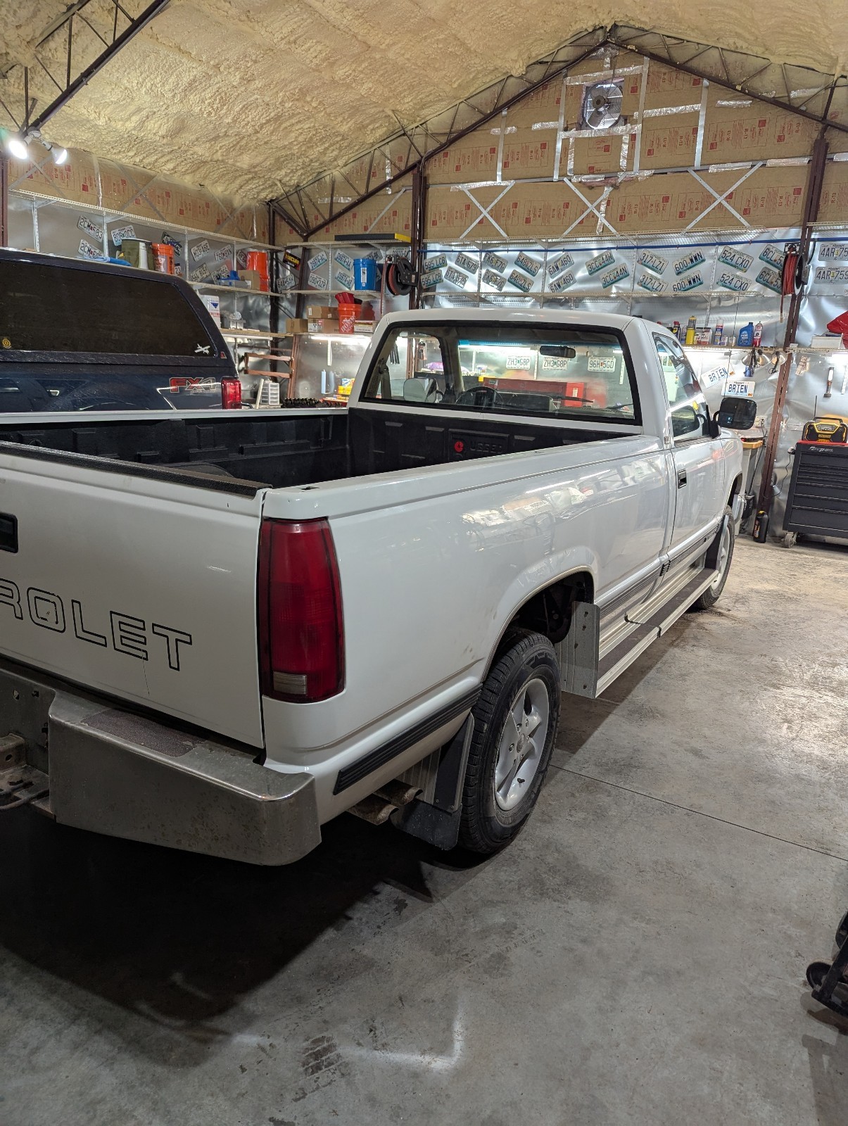GMC-Sierra-2500-1988-2