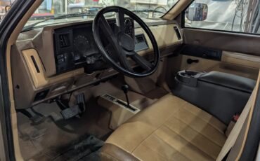 GMC-Sierra-2500-1988-9