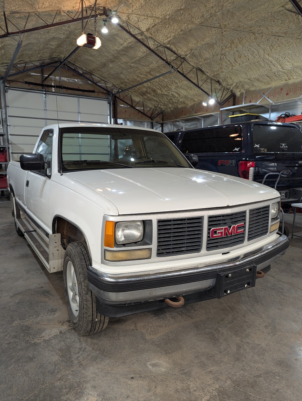 GMC-Sierra-2500-1988