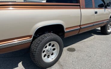 GMC-Sierra-2500-1989-Crew-Cab-Pickup-3