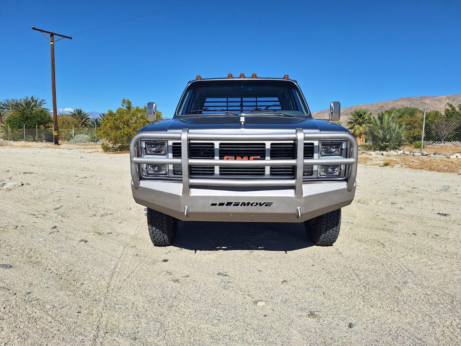 GMC-Sierra-3500-1986-Crew-Cab-Pickup-1