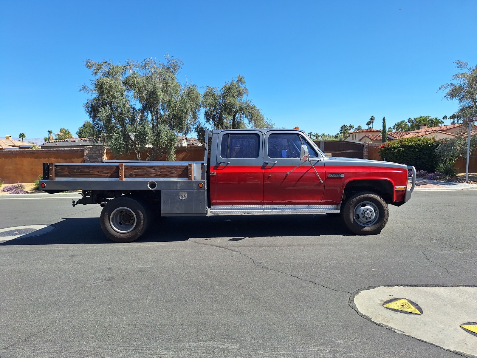 GMC-Sierra-3500-1986-Crew-Cab-Pickup-38