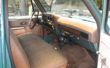 GMC-Sierra-Grande-2500-1978-Standard-Cab-Pickup-8
