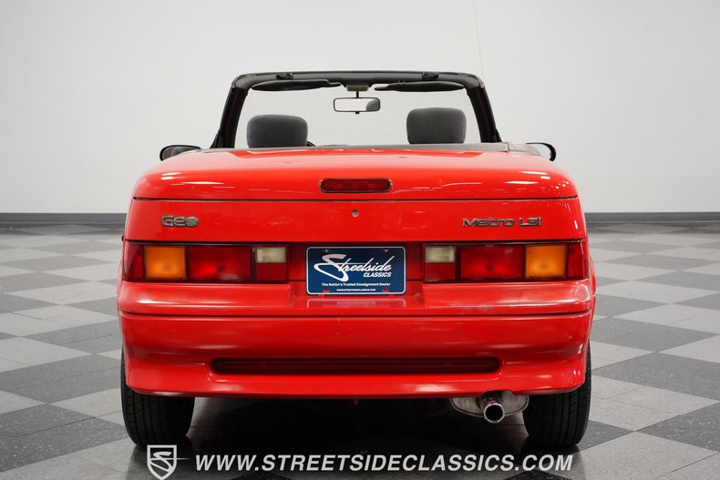 Geo-Metro-1991-Red-Gray-34