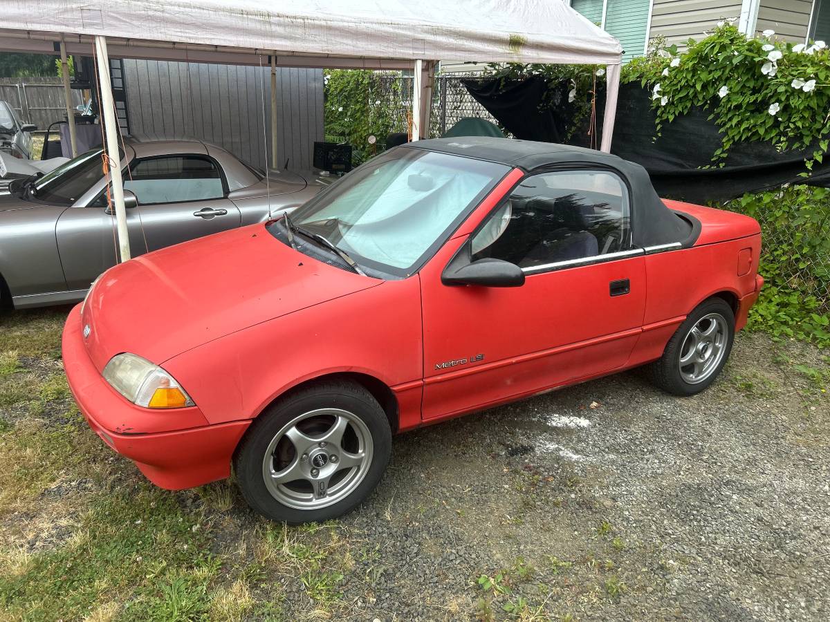 Geo-metro-convertible-1991-red-8