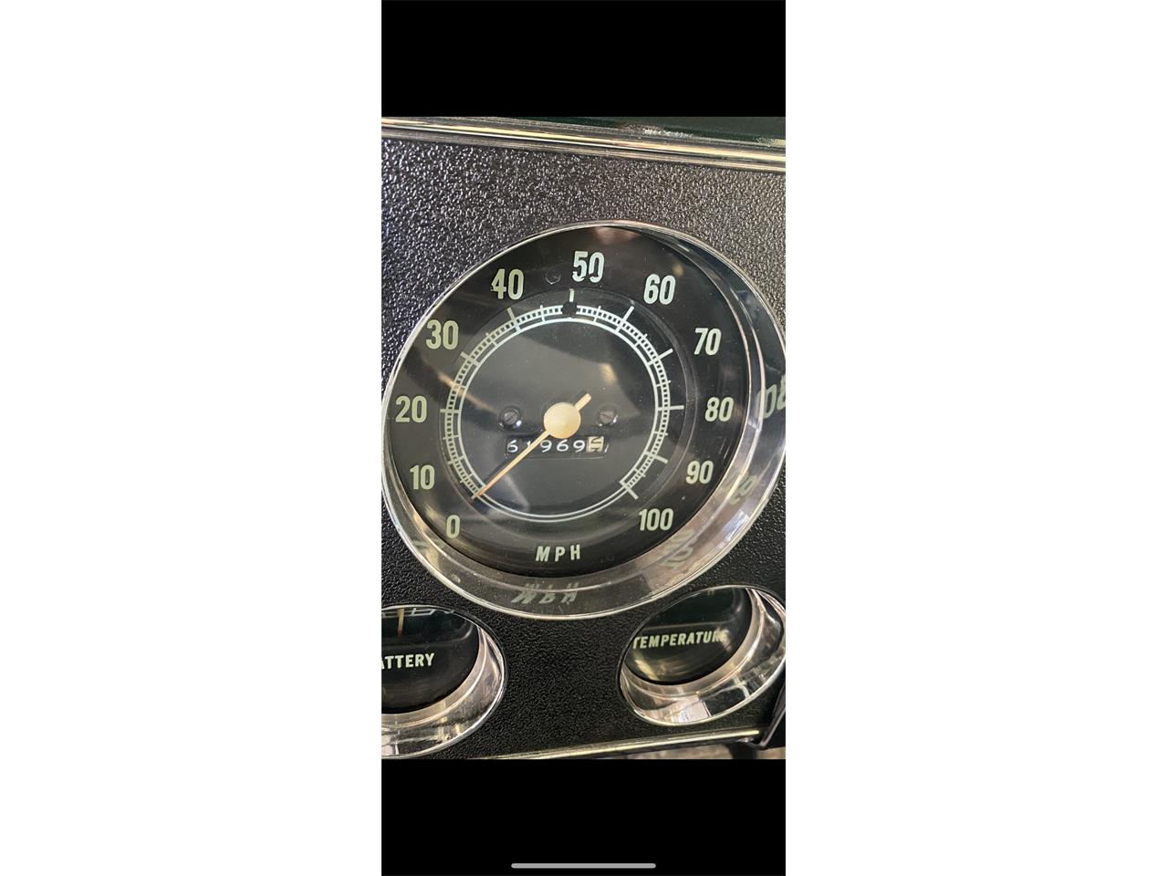 Gmc-1500-1971-Green-White-12