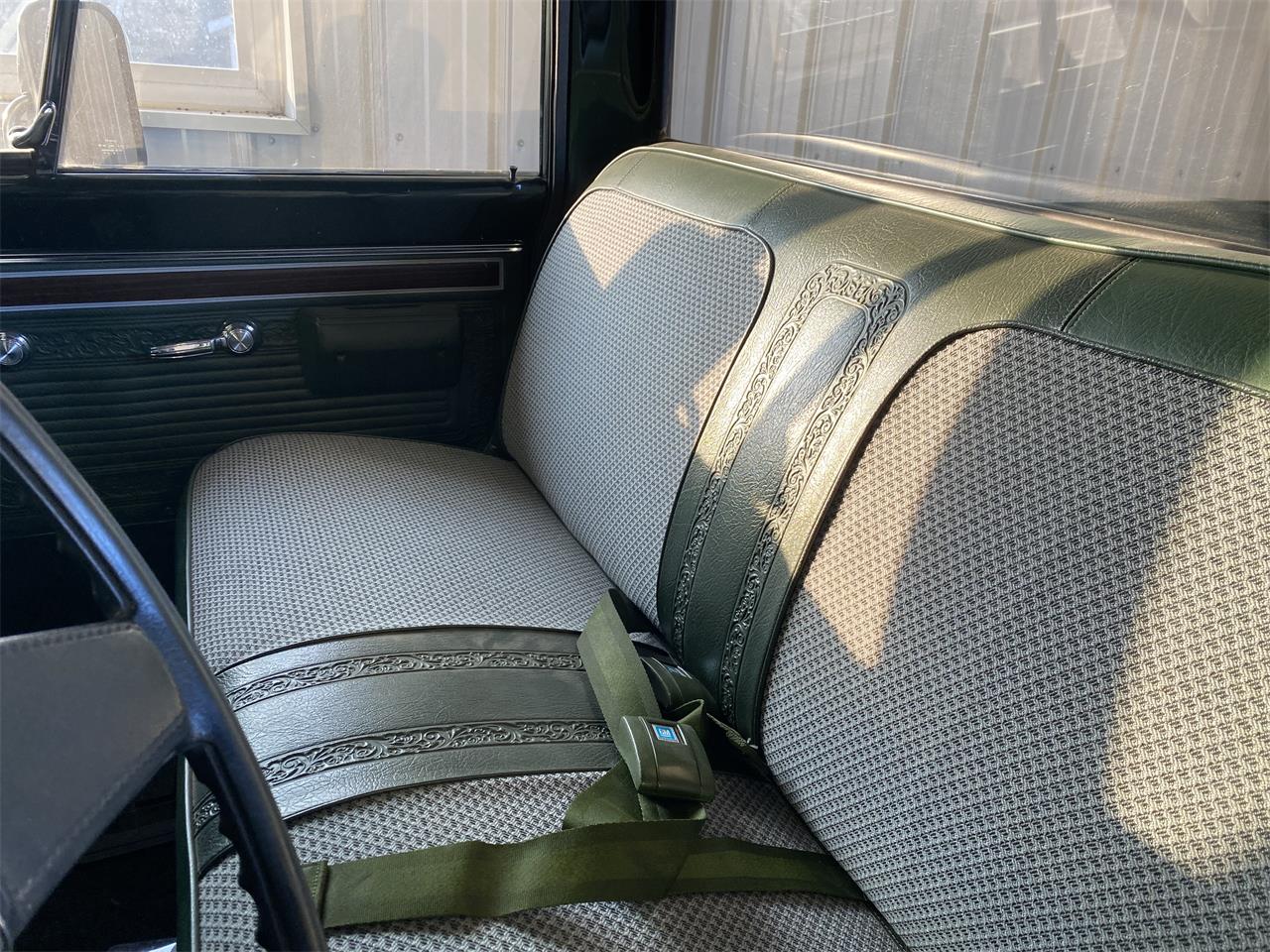 Gmc-1500-1971-Green-White-15