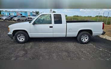 Gmc-1500-club-coupe-1995-white-1