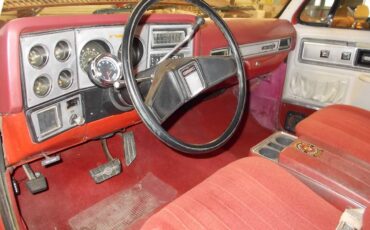 Gmc-1979-red-16