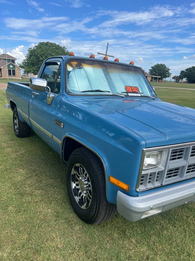 Gmc-1981-blue