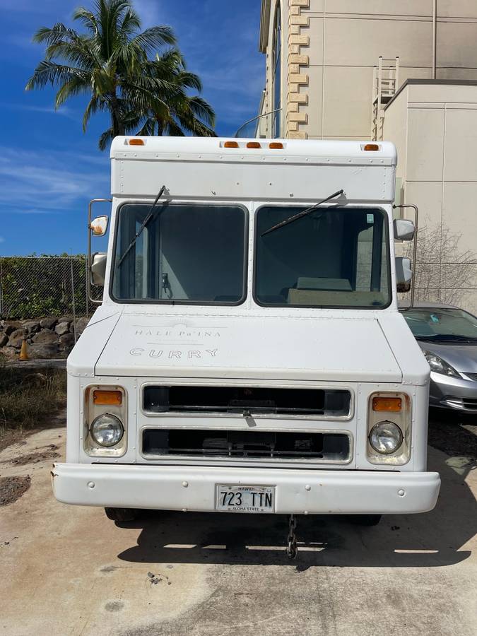 Gmc-1991-white-5