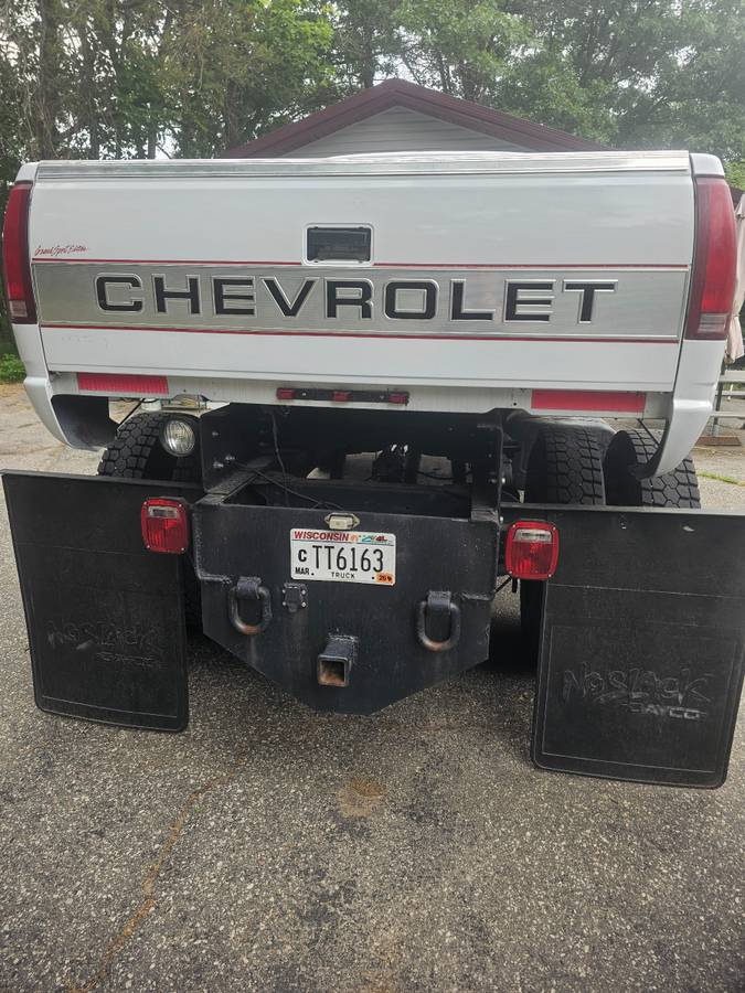 Gmc-1993-white-3