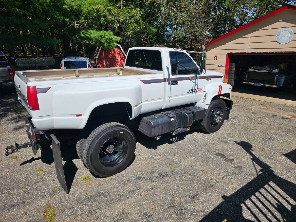 Gmc-1993-white-6