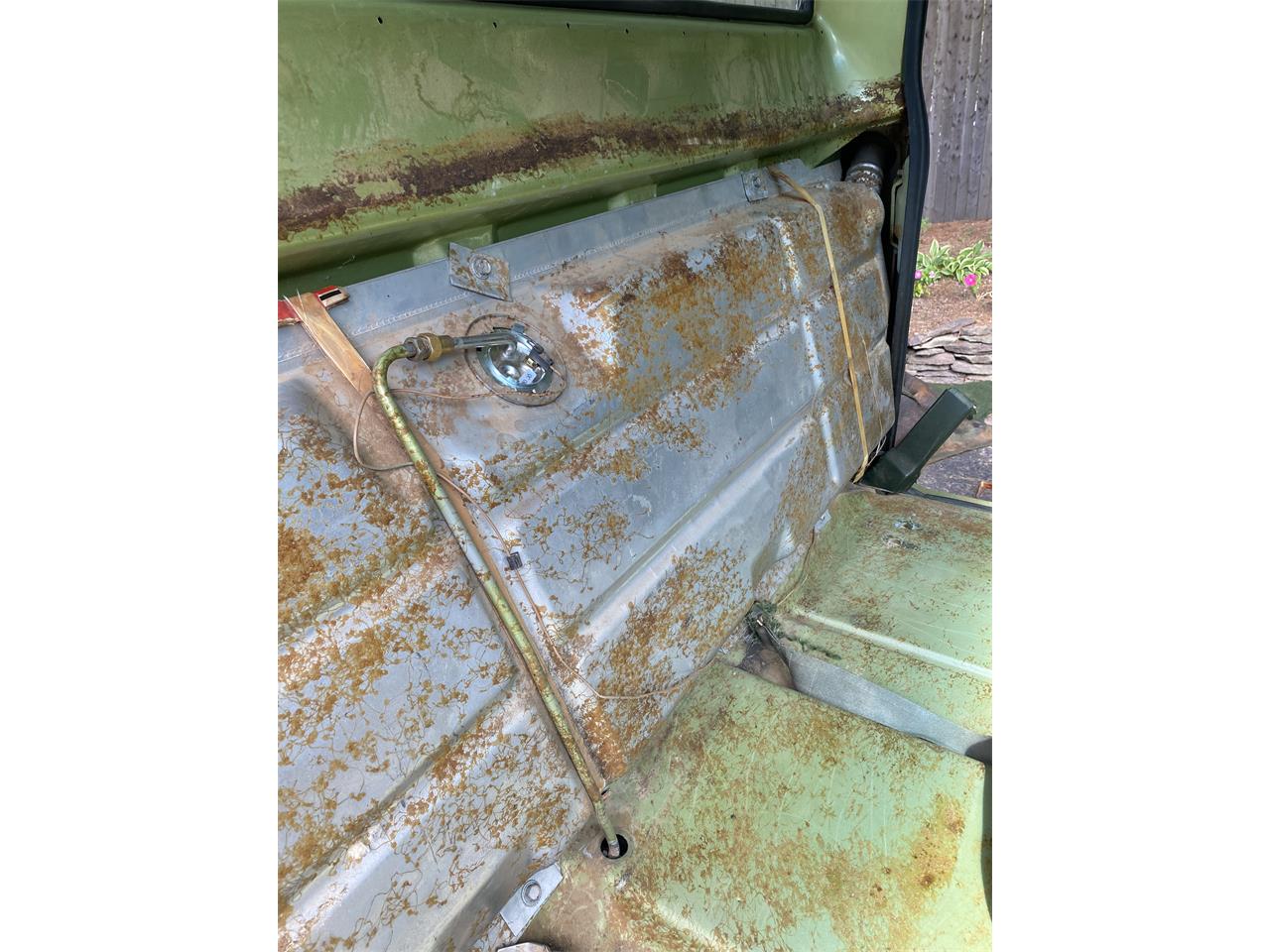 Gmc-2500-1970-Green-Green-11