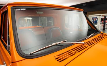 Gmc-3500-1967-Orange-Black-31