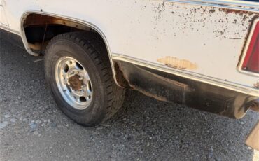 Gmc-3500-1980-2-Tone-Red-12