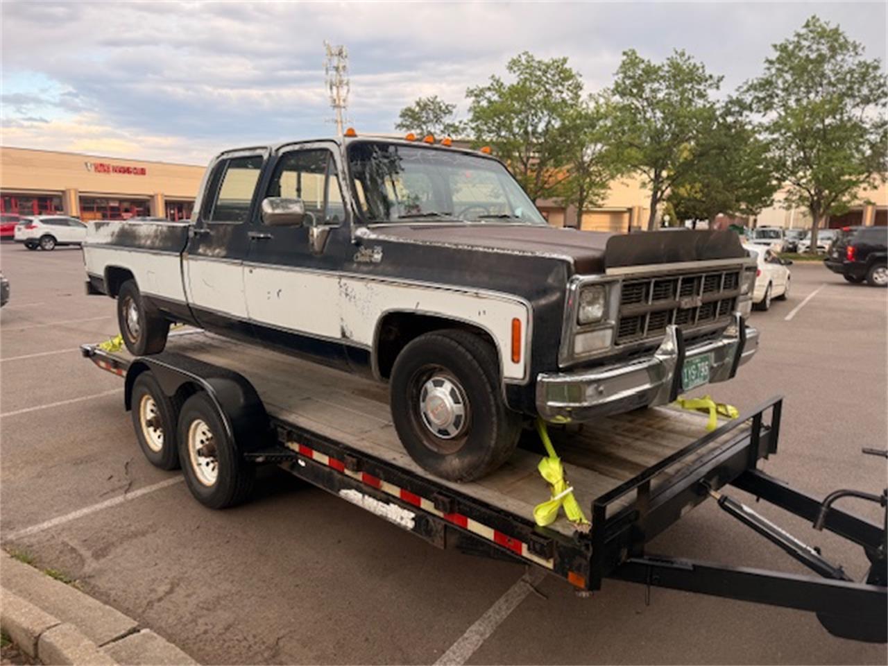 Gmc-3500-1980-2-Tone-Red-20