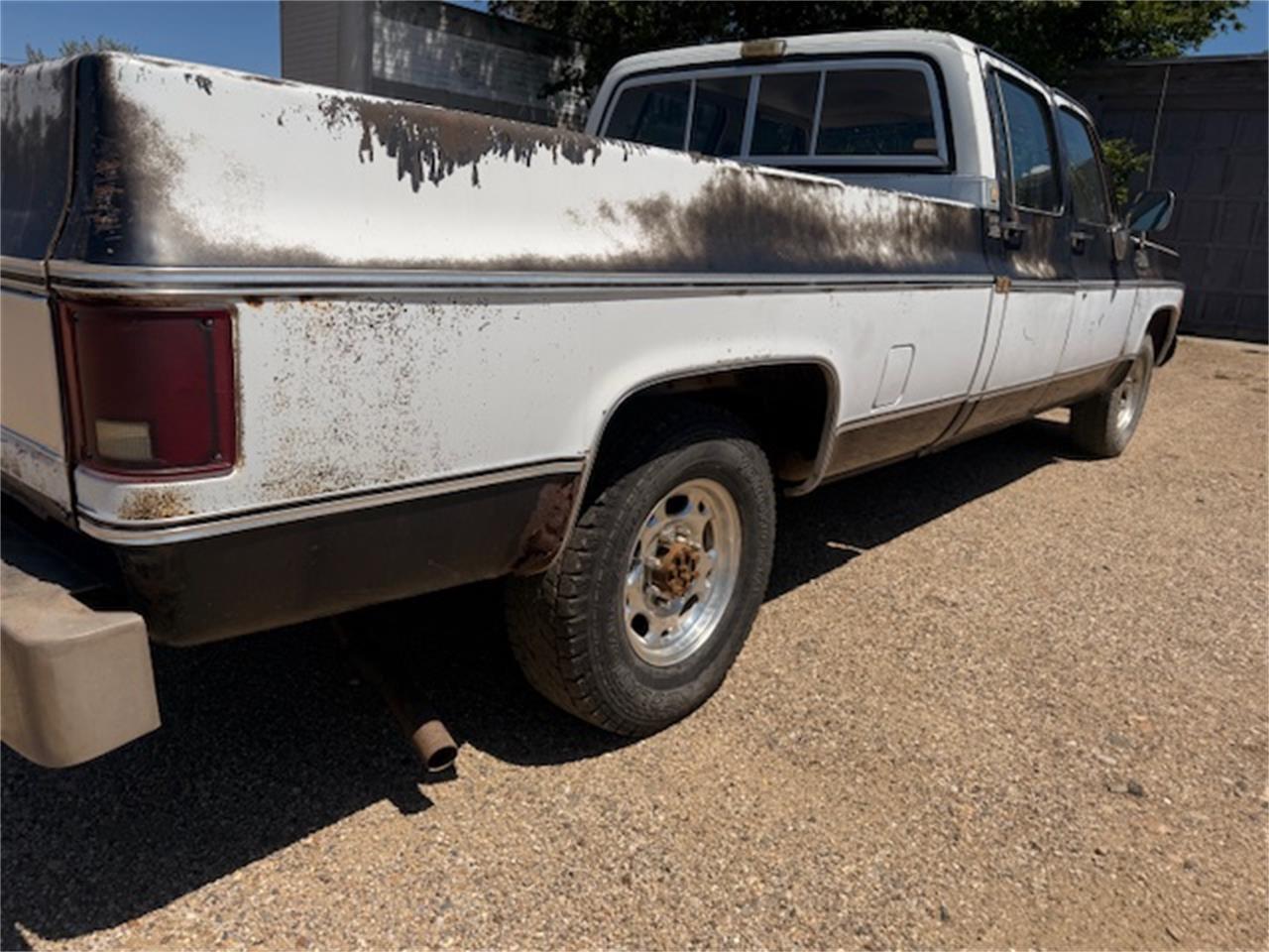 Gmc-3500-1980-2-Tone-Red-3