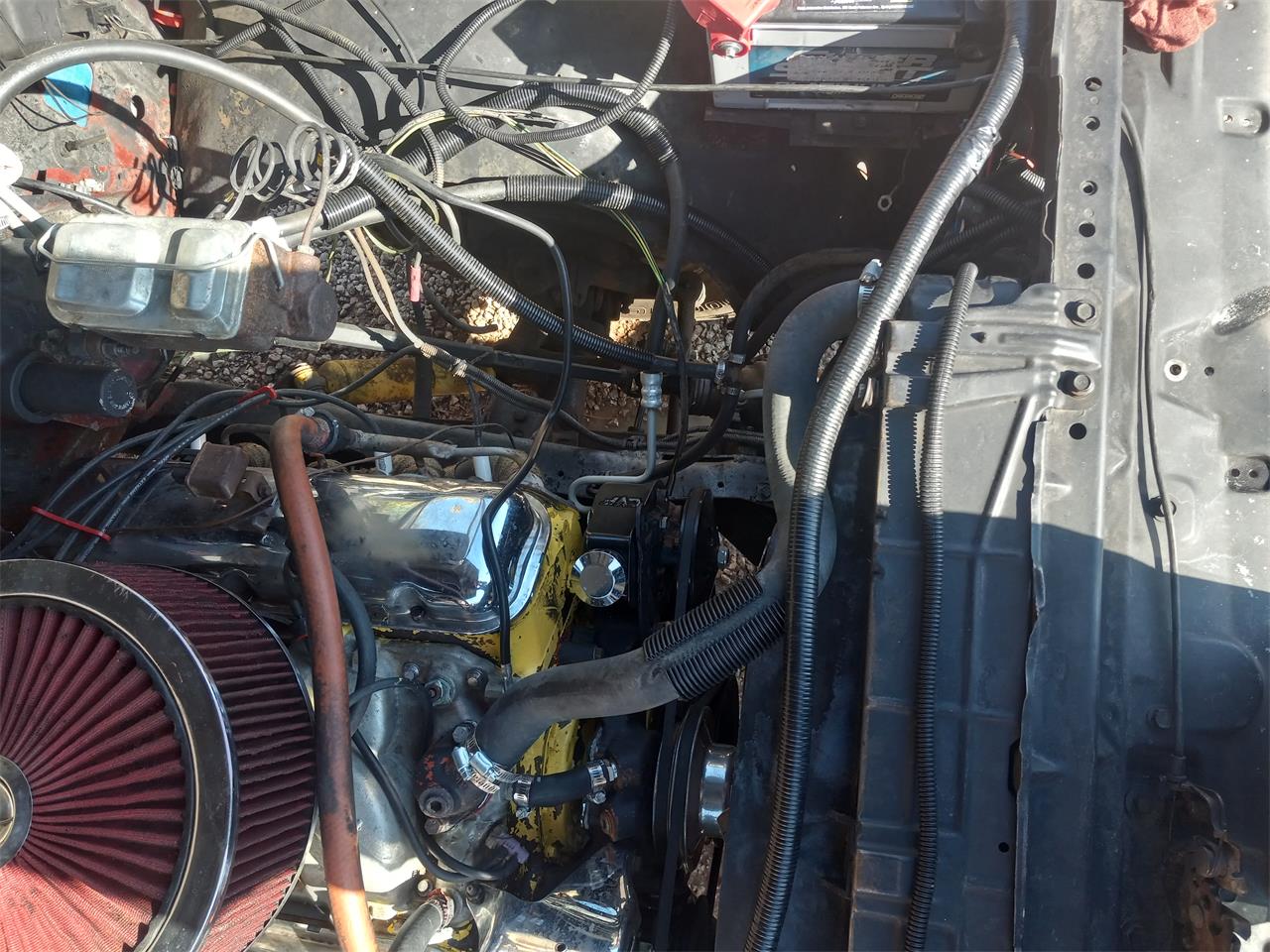 Gmc-3500-1982-Tan-Silver-and-black-14