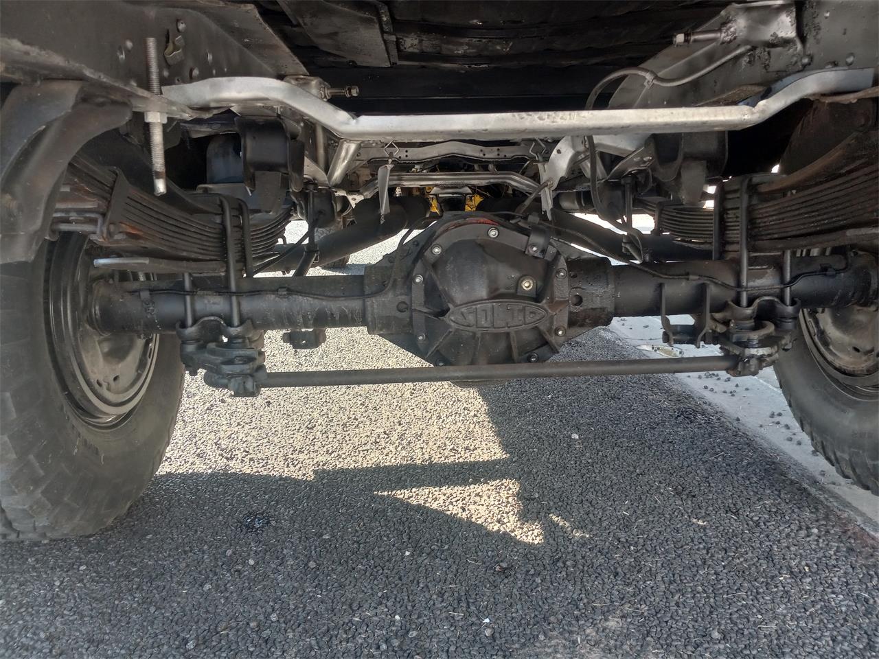 Gmc-3500-1982-Tan-Silver-and-black-8